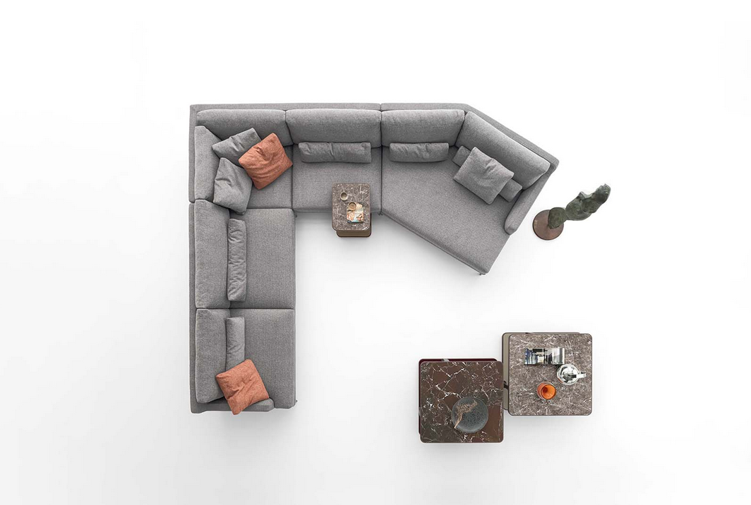 Alivar Edward Sofa by Giuseppe Bavuso – Modern Italian sectional sofa featuring minimalist design, plush cushions, and sleek aluminum feet. Upholstered in premium fabric with removable covers