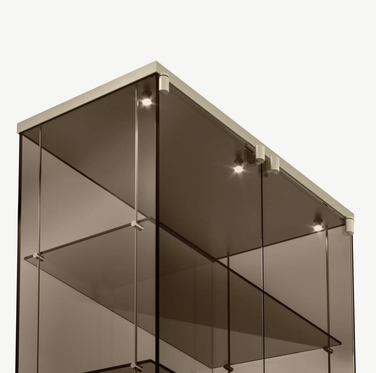 Broadway_Vetrine_Tonelli_Design_Bronze