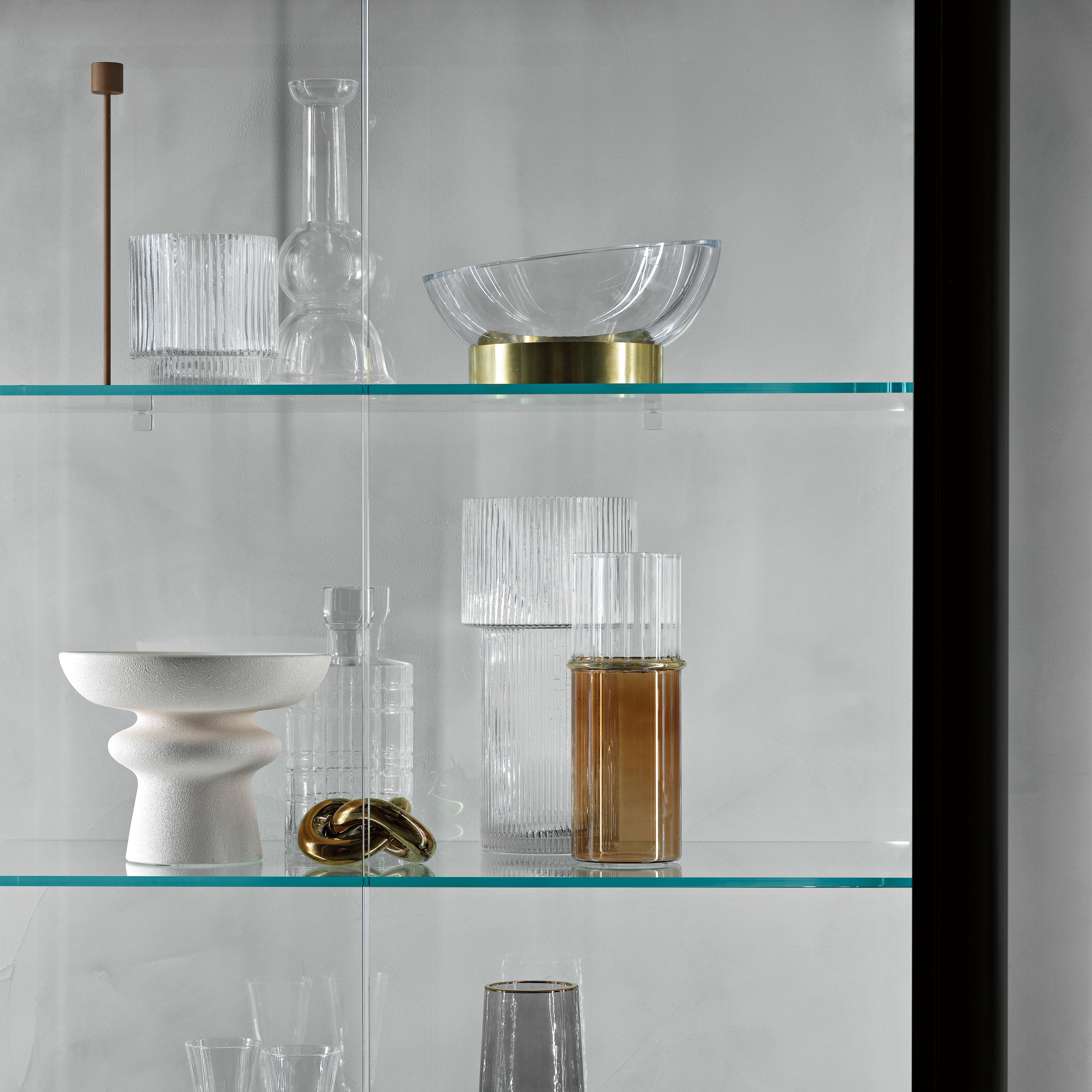 Aura Lighted Glass Curio Cabinet – FIAM Italia