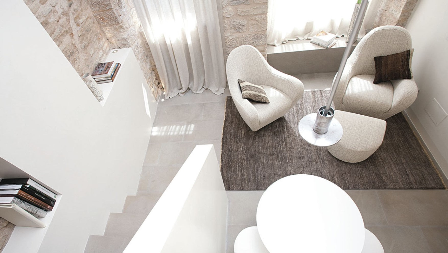 MVSEVM Fortuna Armchair