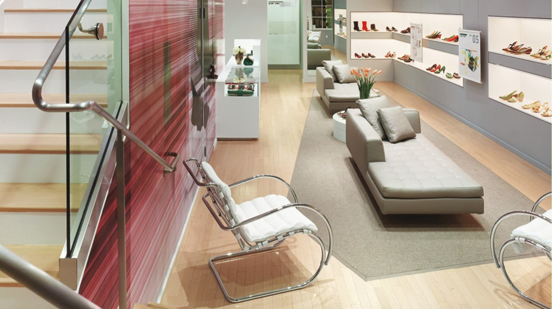 MVSEVM Mies Lounge Armchair