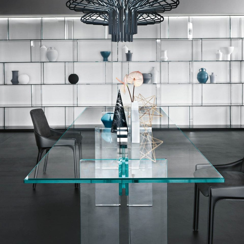 FIAM Plie black chair