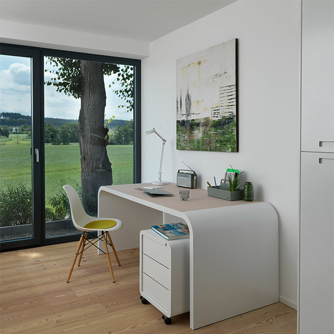 Metal Desks - Mueller M10 Desk linoleum