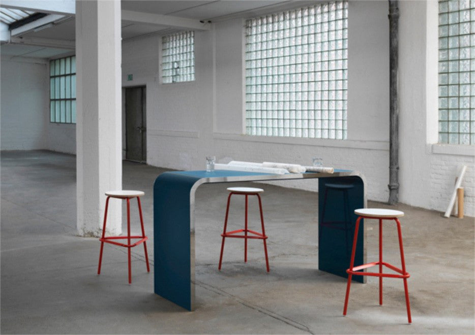 Bar - Mueller M10 Table