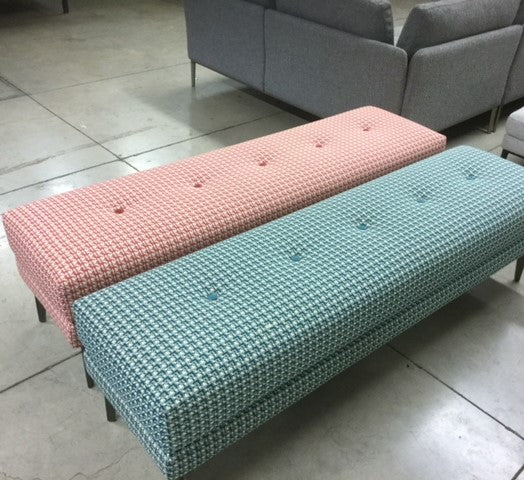 Alivar Arca Bench in Fabric_Capitonne Detail