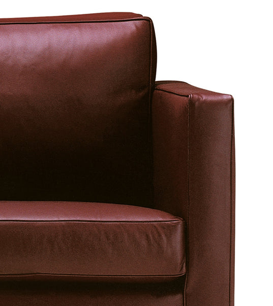 MVSEVM 681 Armchair