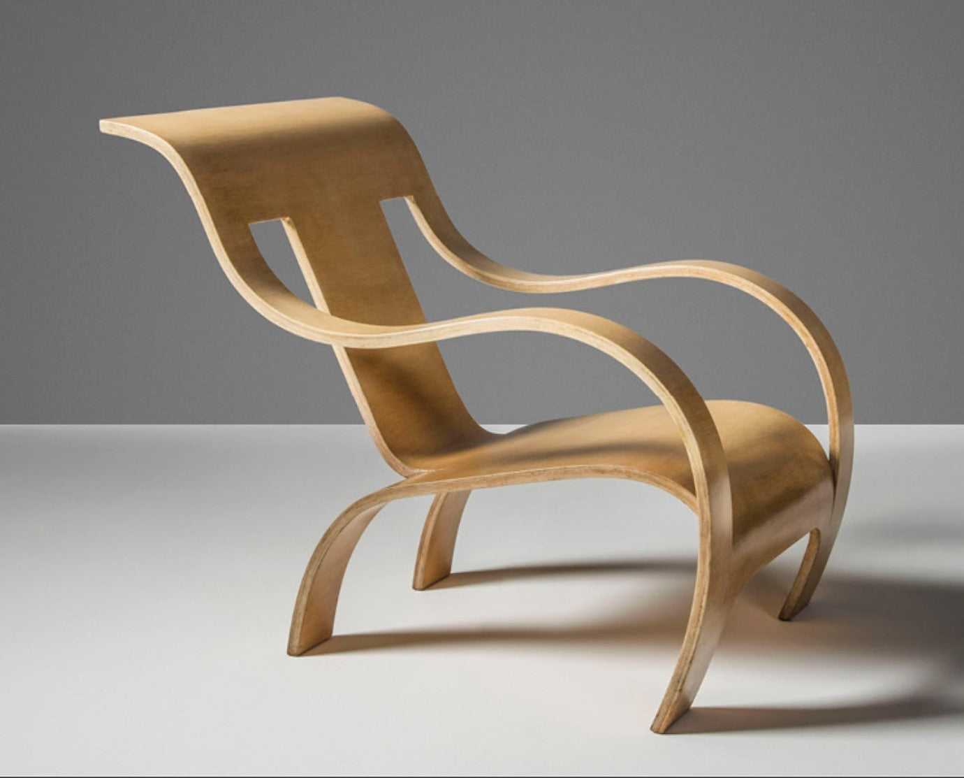 MVSEVM Gerald Summers Armchair