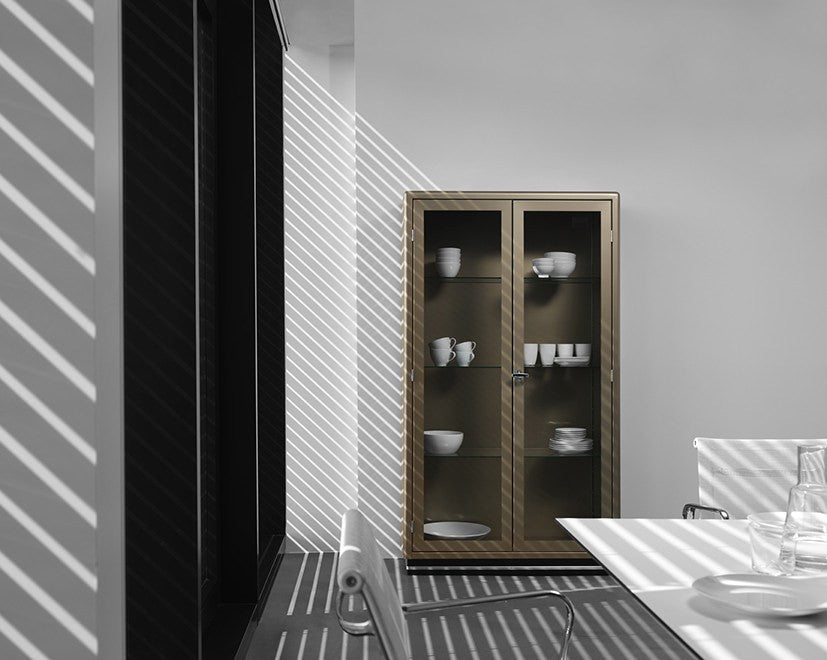 Cabinets - Mueller SB424 Display Cabinet